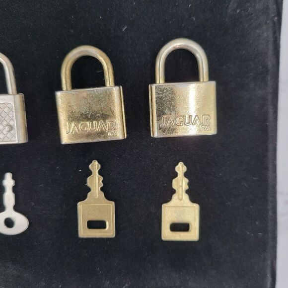 Vintage Gold and Silver Mini Padlocks with Keys Perfect For Purse Charms - Picture 4 of 7